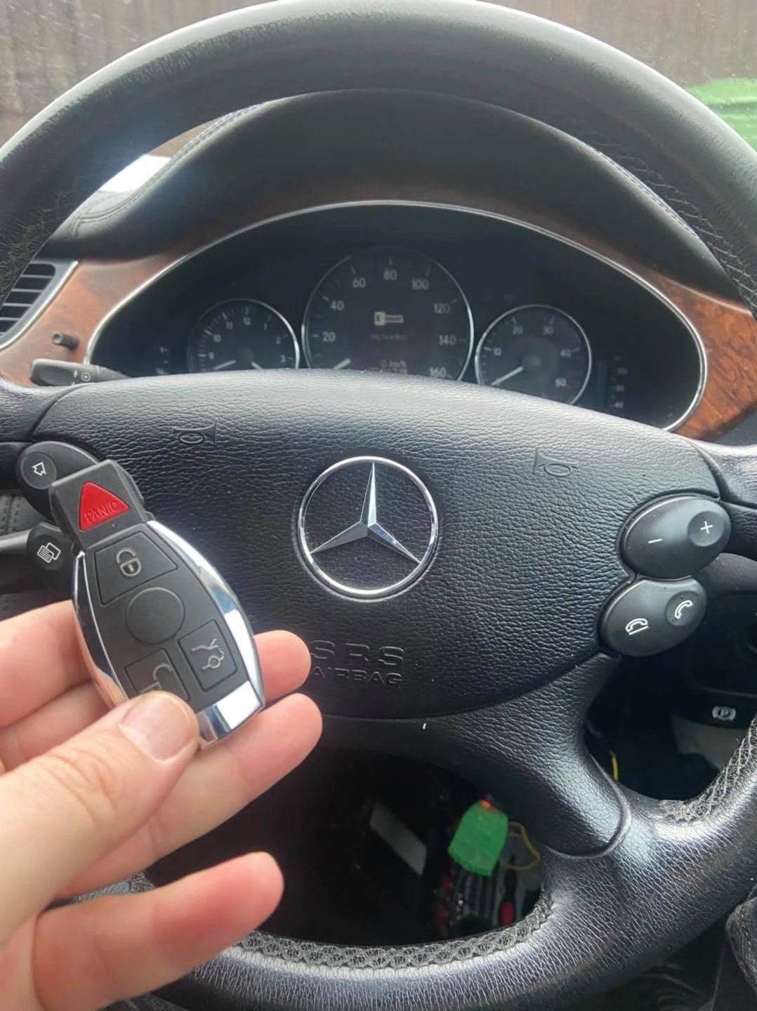 Mercedes all keys lost replacement car key programmed by mobile auto locksmith in Evesham