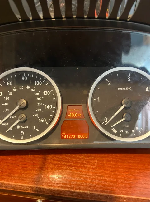 Dashboard and instrument cluster repair specialist
