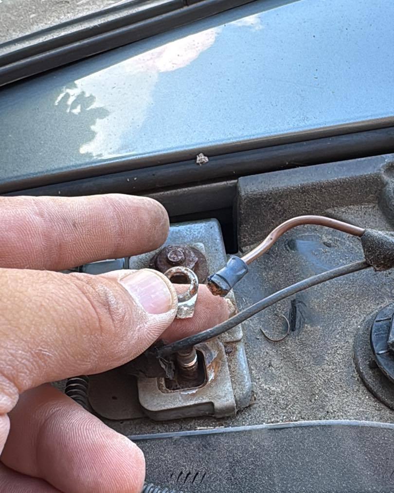 BMW 5 Series Touring Remote Key Fault – Diversity Antenna Repair – genuine GsmHelp job photo 3