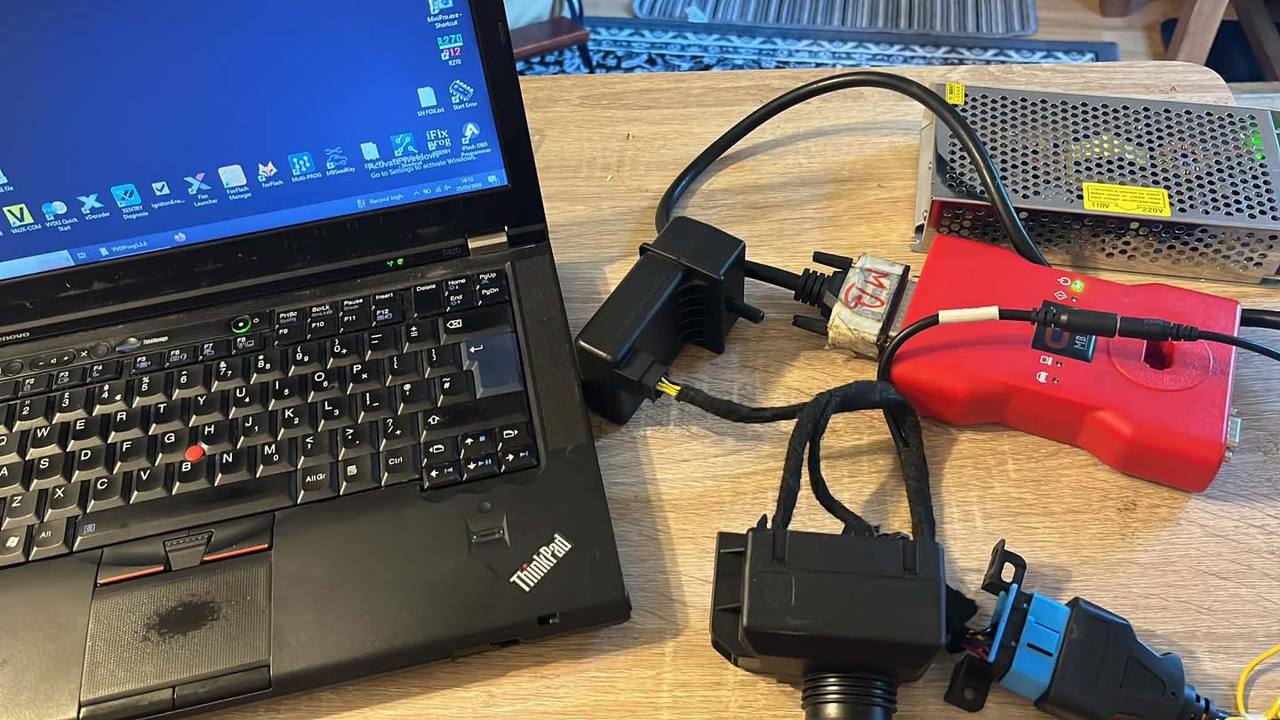 Mercedes W204 ESL / ELV Steering Lock Emulator Prepared & Programmed – genuine GsmHelp job photo 1