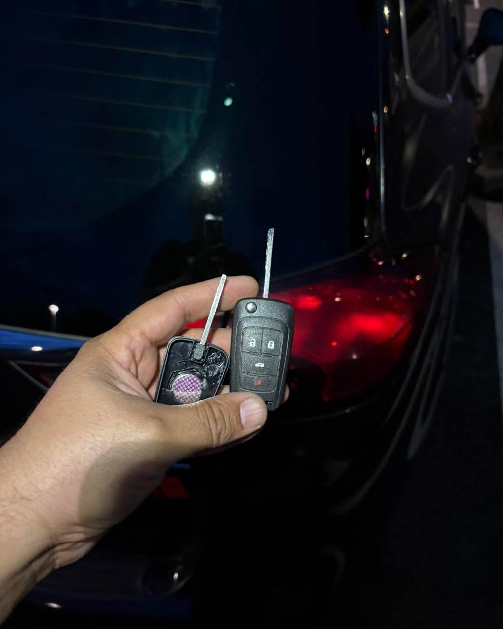 Vauxhall Zafira 2014 Damaged Key – New Transponder Key Programmed - real GsmHelp completed job photo 1