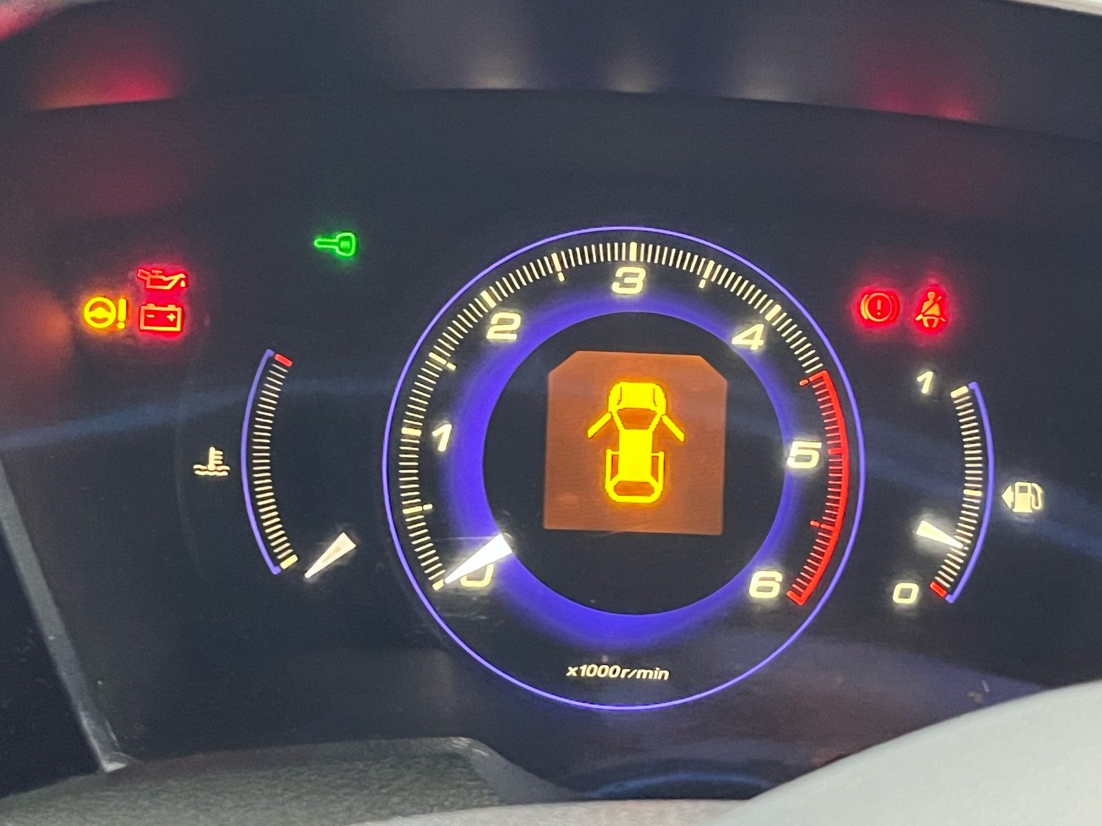 Mazda 3 instrument cluster with the immobiliser warning symbol illuminated during the no-start diagnosis