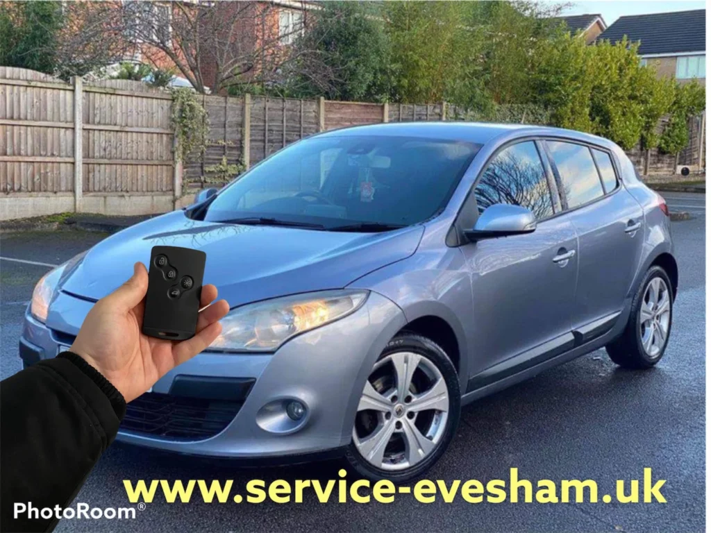 Renault Mégane III all keys lost car key replacement in Redditch – GsmHelp automotive locksmith service